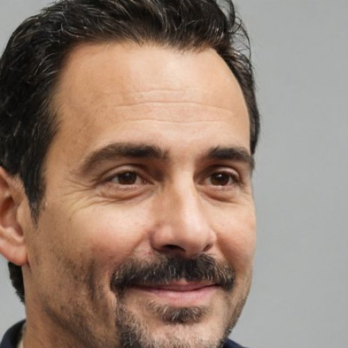 Dr. Lucas Wójcik